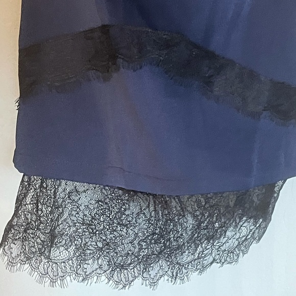 Adelyn Rae Small Navy & Lace dress - Picture 7 of 9